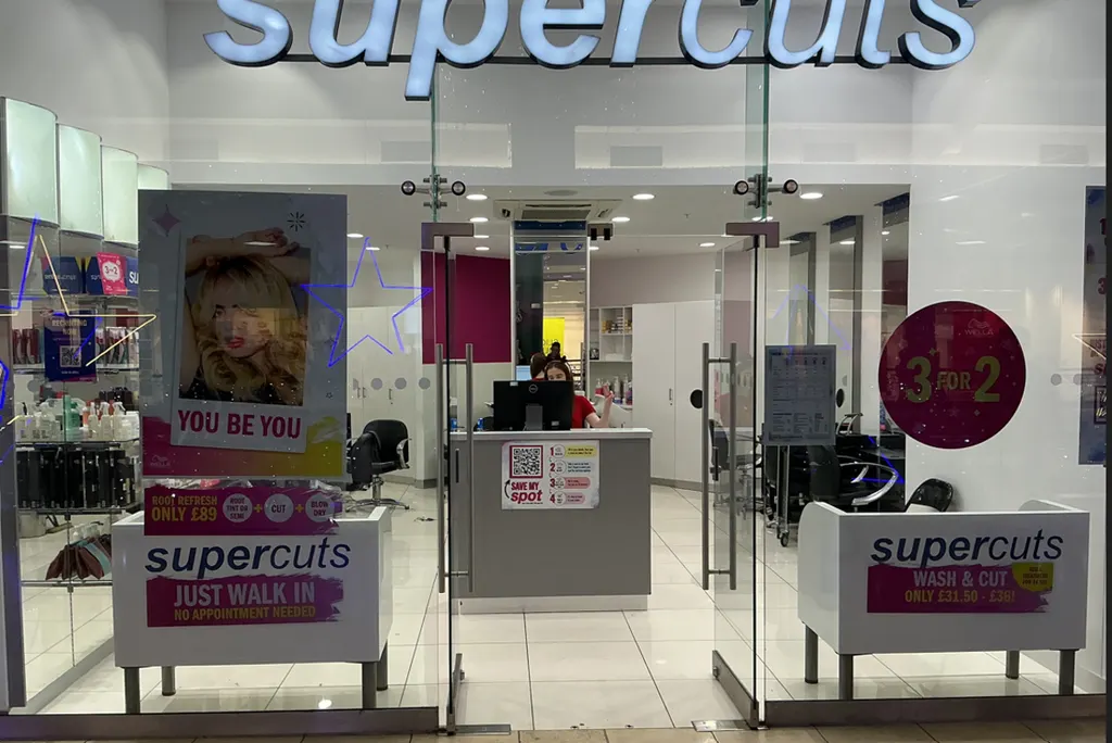 Supercuts Hair Salon Gateshead Metro Centre — Hairdresser in Gateshead